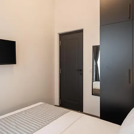 Bauhaus Residences - Twelve Building Aparthotel