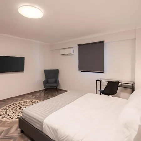 Bauhaus Residences - Twelve Building Aparthotel Athens